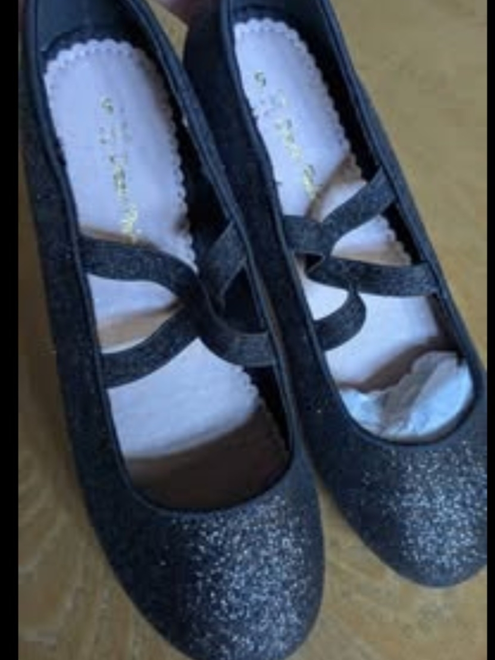 Dream Pairs Black Glitter Mary Jane Flats for Kids Size 5